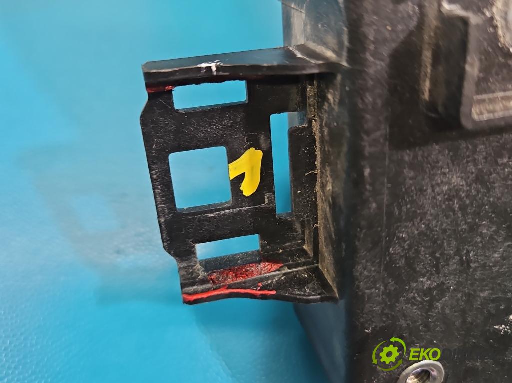 Hyundai Elantra VII 2020- 1.6 16V manual 90.2 kW 1598 cm3 4- Upevnění: