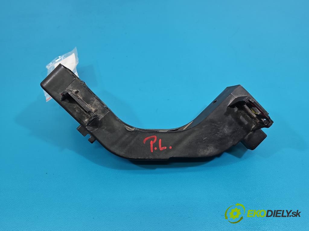 Hyundai Elantra VII 2020- 1.6 16V manual 90.2 kW 1598 cm3 4- Upevnění: