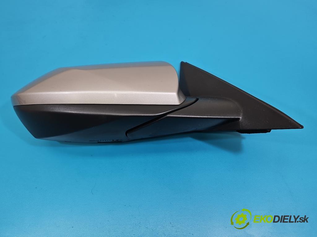 Hyundai Elantra VII 2020- 1.6 16V manual 90.2 kW 1598 cm3 4- zrkadlo pravé  (Kľučka dverí ostatné)