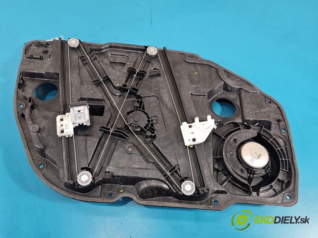 Hyundai Elantra VII 2020- 1.6 16V manual 90.2 kW 1598 cm3 4- mechanizmus okna predné pravý 82480-AA010