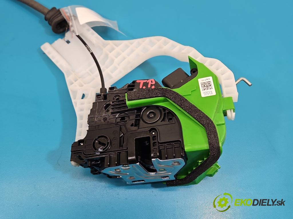 Hyundai Elantra VII 2020- 1.6 16V manual 90.2 kW 1598 cm3 4- zámok zadné pravý 81420-AA000