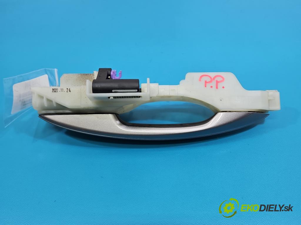 Hyundai Elantra VII 2020- 1.6 16V manual 90.2 kW 1598 cm3 4- klika přední pravé  (Klika dveří ostatní)