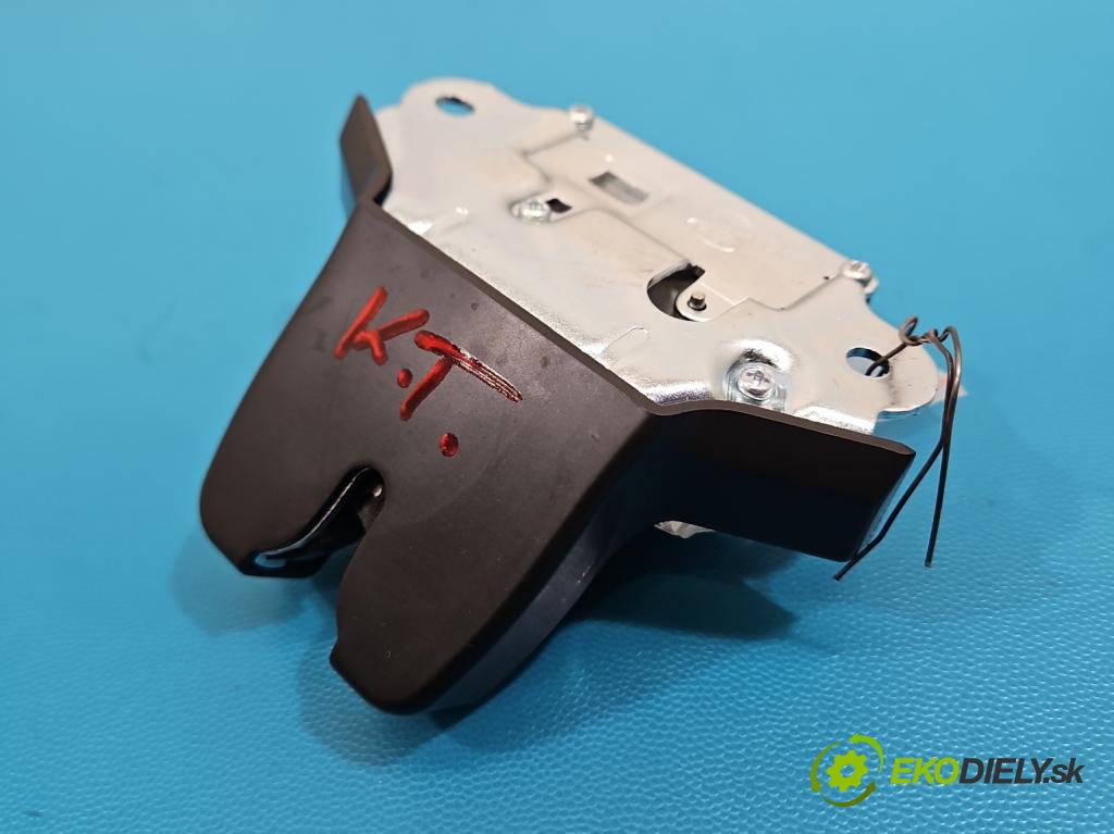 Hyundai Elantra VII 2020- 1.6 16V manual 90.2 kW 1598 cm3 4- zámok kufrové dvere zadné 81230AA010