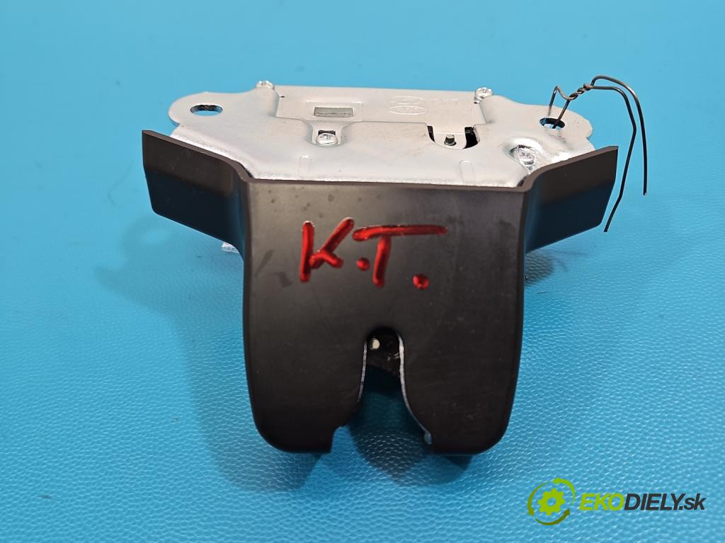 Hyundai Elantra VII 2020- 1.6 16V manual 90.2 kW 1598 cm3 4- zámok kufrové dvere zadné 81230AA010