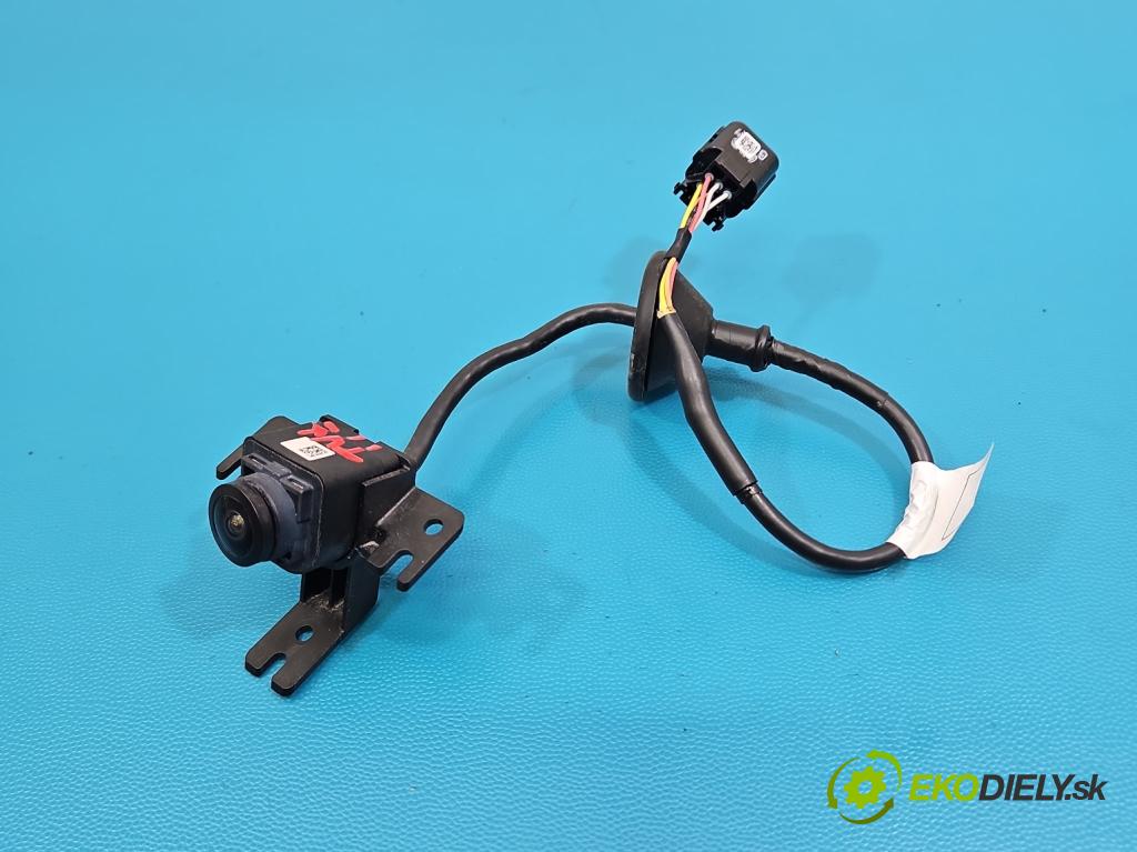 Hyundai Elantra VII 2020- 1.6 16V manual 90.2 kW 1598 cm3 4- Kamera cúvaní 99240-AA010