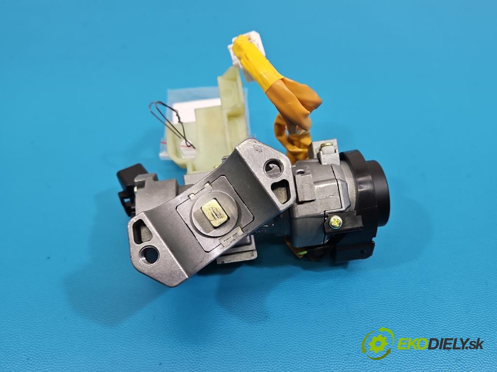 Hyundai Elantra VII 2020- 1.6 16V manual 90.2 kW 1598 cm3 4- Spínačka  (Spínacia skrinka)