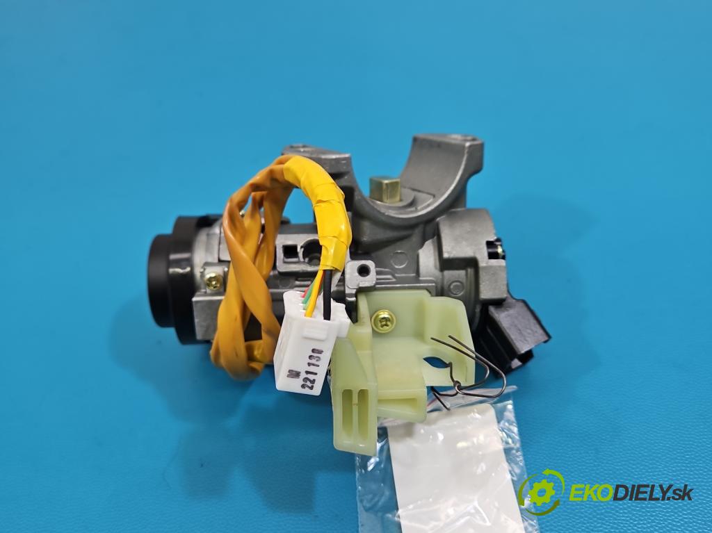 Hyundai Elantra VII 2020- 1.6 16V manual 90.2 kW 1598 cm3 4- Spínačka  (Spínacia skrinka)