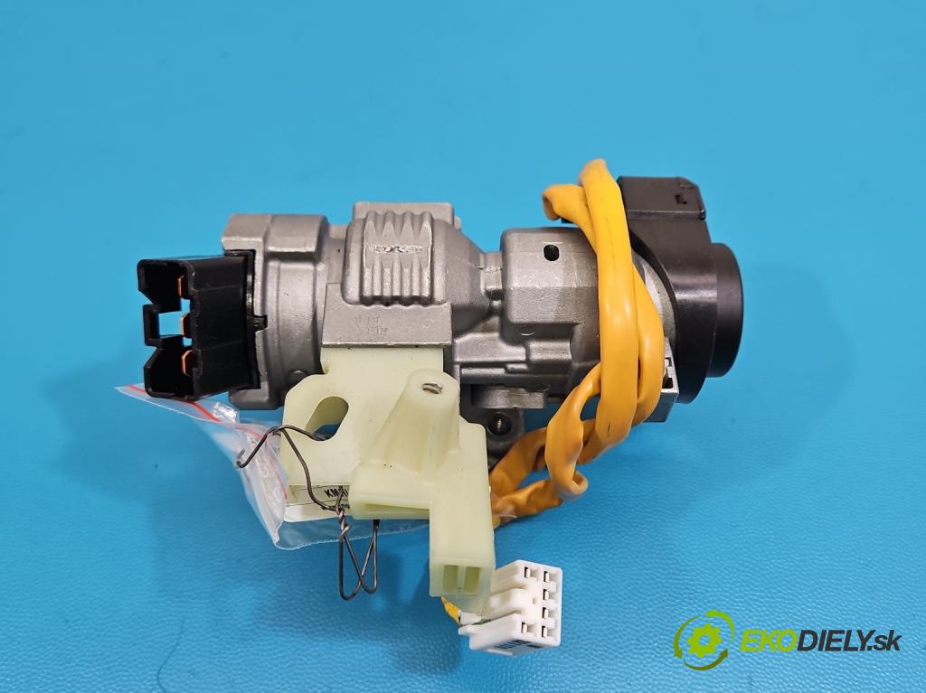 Hyundai Elantra VII 2020- 1.6 16V manual 90.2 kW 1598 cm3 4- Spínačka  (Spínacia skrinka)