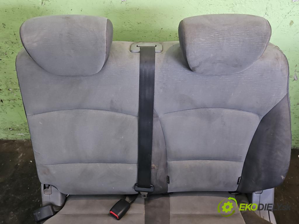 Hyundai H1 II 2007-2023 2.5 crdi 170 hp manual 125 kW 2497 cm3 5- Sedadlo zadní levý II