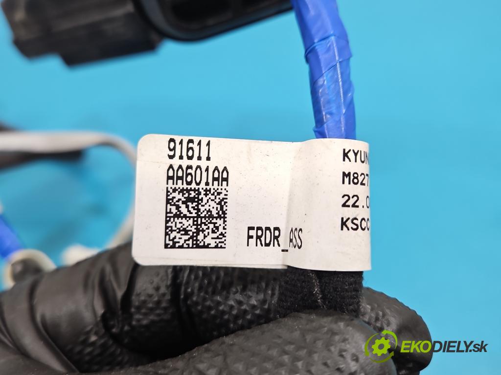 Hyundai Elantra VII 2020- 1.6 16V manual 90.2 kW 1598 cm3 4- Zväzok: dvere predné pravých