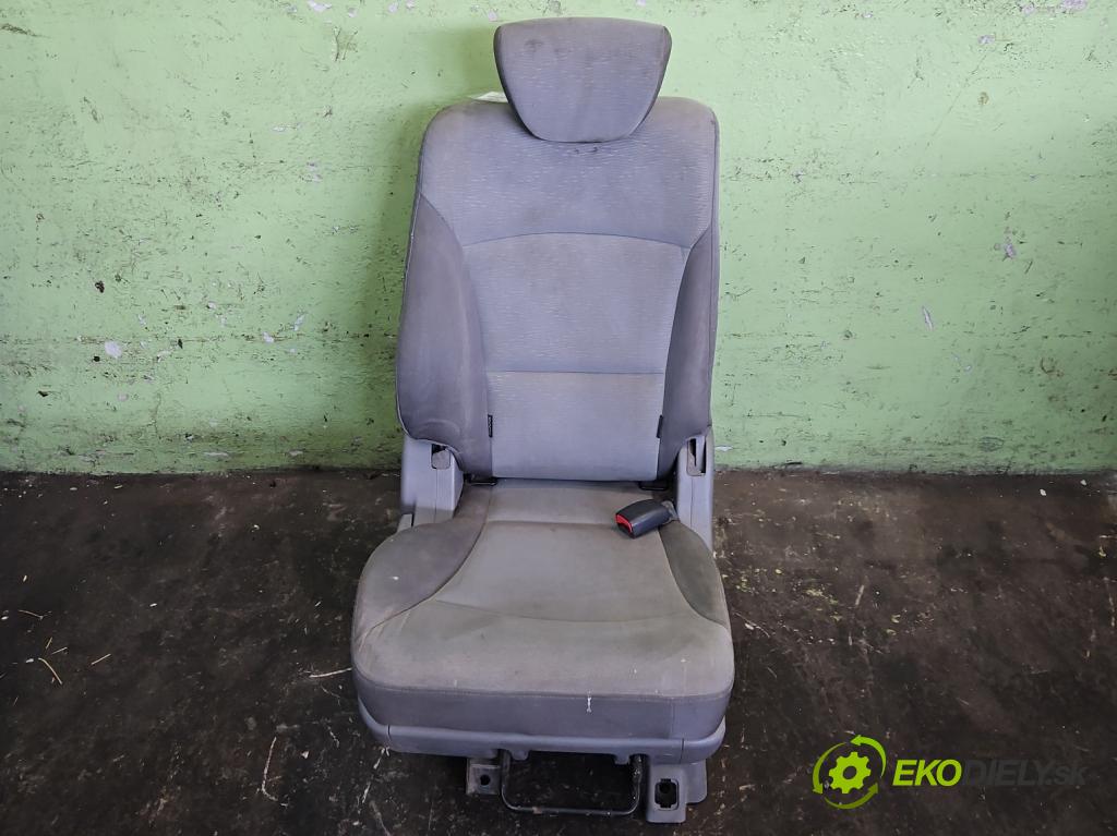 Hyundai H1 II 2007-2023 2.5 crdi 170 hp manual 125 kW 2497 cm3 5- Sedadlo zadní pravý II 