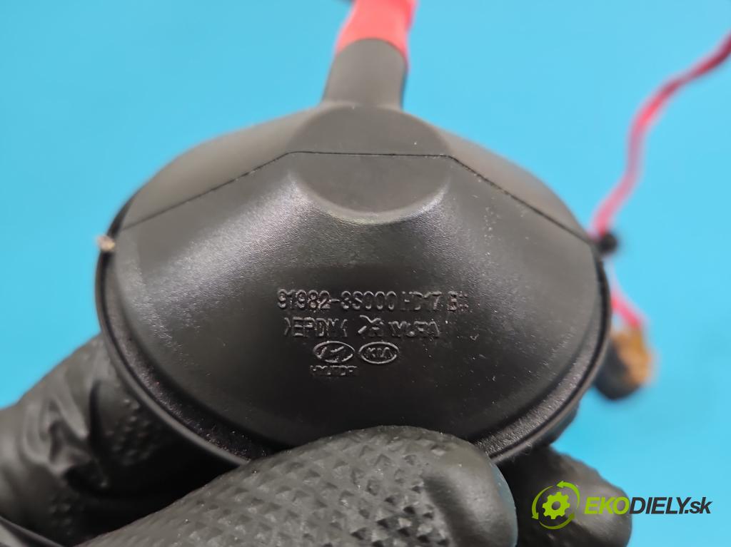 Hyundai Elantra VII 2020- 1.6 16V manual 90.2 kW 1598 cm3 4- Balíček: dveře zadní vlevo 91620-AA050AA