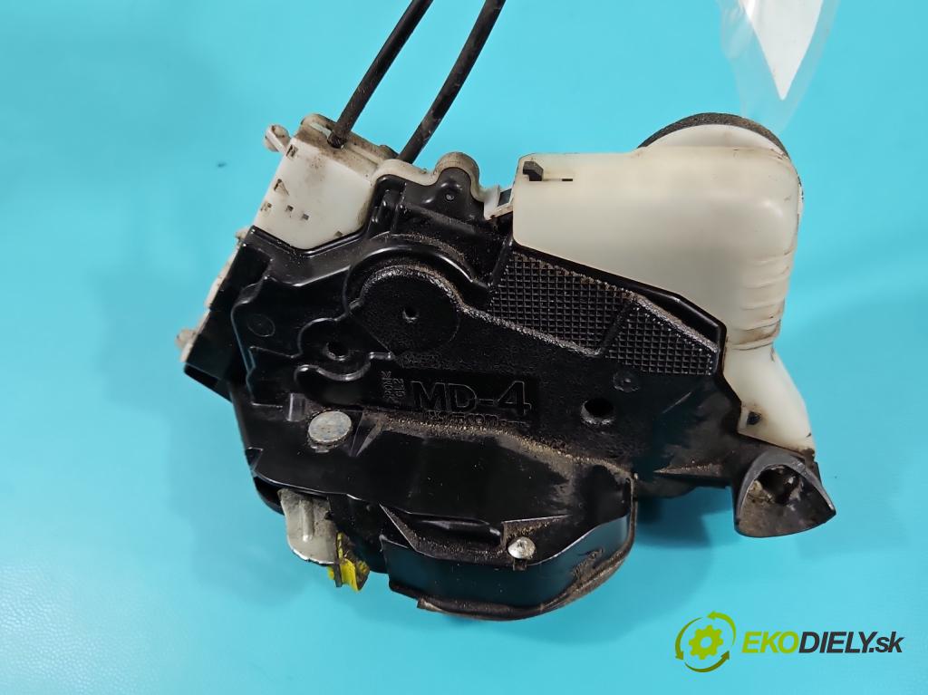 Toyota Yaris II 2005-2011 1.0 vvti 69KM manual 51 kW 998 cm3 3- zámok predné ľavý