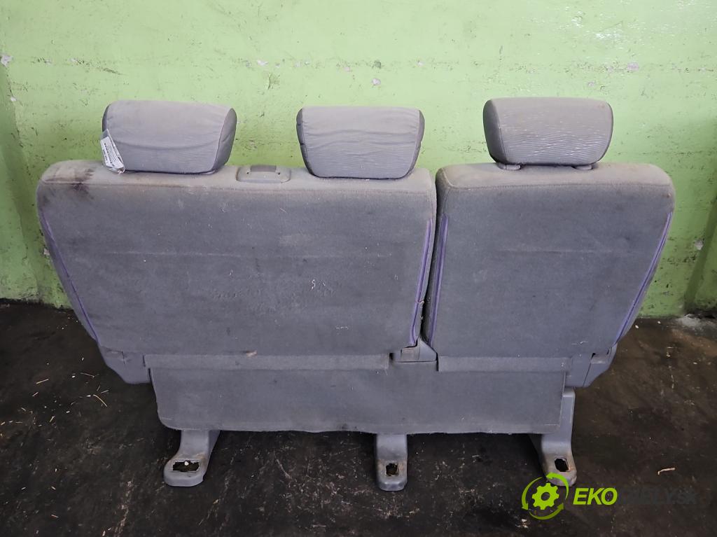 Hyundai H1 II 2007-2023 2.5 crdi 170 hp manual 125 kW 2497 cm3 5- Sedadlo zadní pravý III