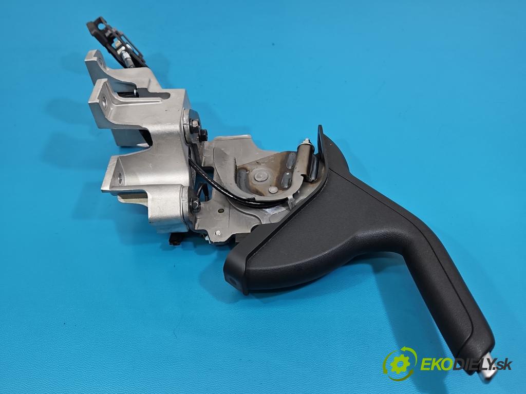 Hyundai Elantra VII 2020- 1.6 16V manual 90.2 kW 1598 cm3 4- kulisa brzda: ručního 