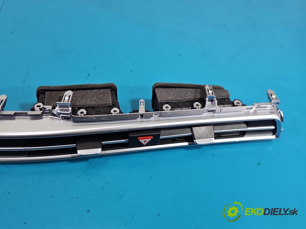 Hyundai Elantra VII 2020- 1.6 16V manual 90.2 kW 1598 cm3 4- Mřížka: kúrenia stredová  (Mriežka kúrenia (fukár))