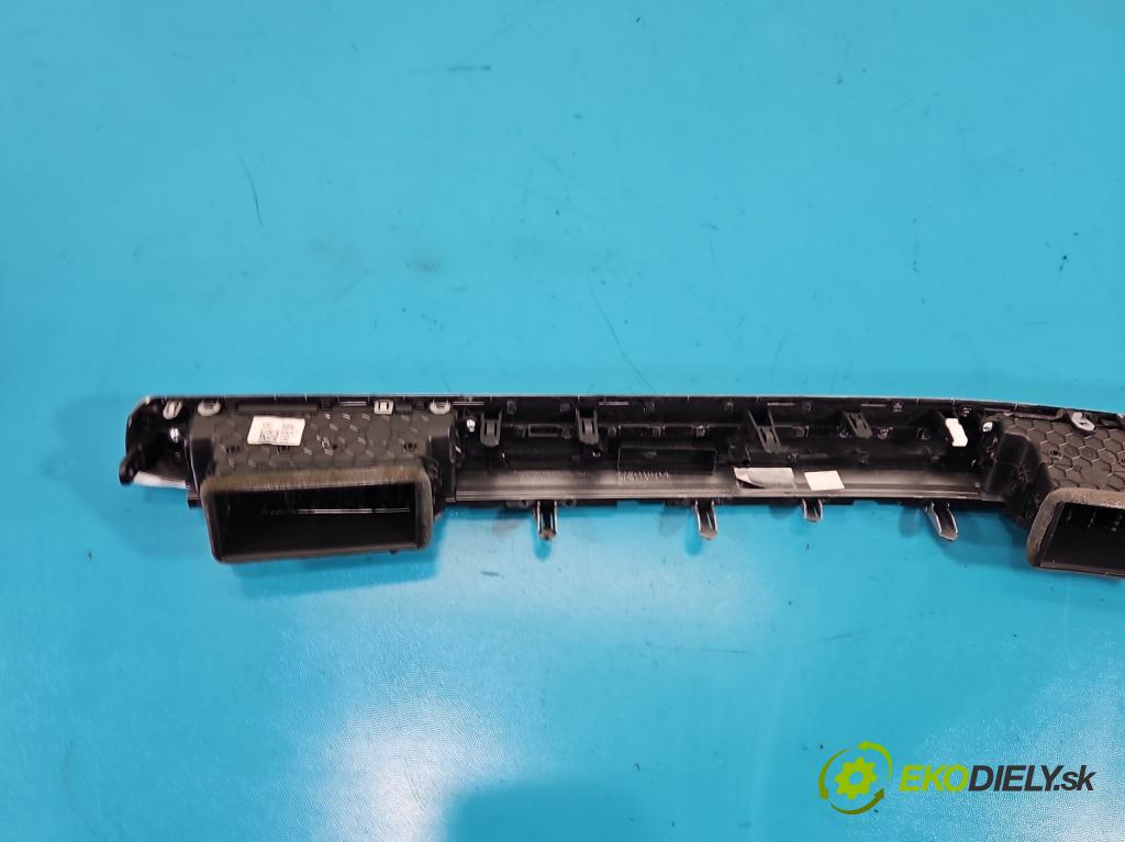 Hyundai Elantra VII 2020- 1.6 16V manual 90.2 kW 1598 cm3 4- Mřížka: kúrenia stredová  (Mriežka kúrenia (fukár))