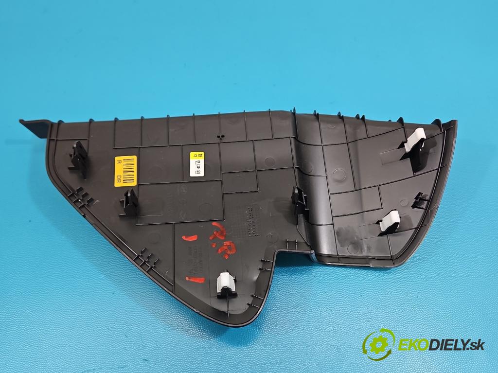 Hyundai Elantra VII 2020- 1.6 16V manual 90.2 kW 1598 cm3 4- kryt plastová 84786-AA000