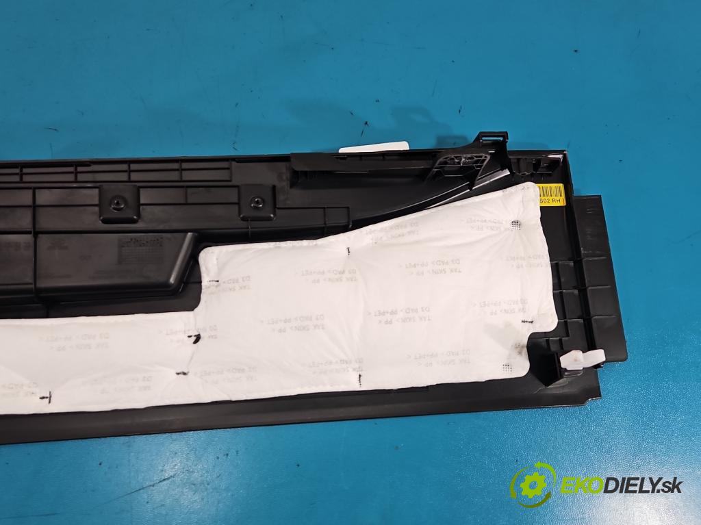 Hyundai Elantra VII 2020- 1.6 16V manual 90.2 kW 1598 cm3 4- kryt plastová 846P2-AA000