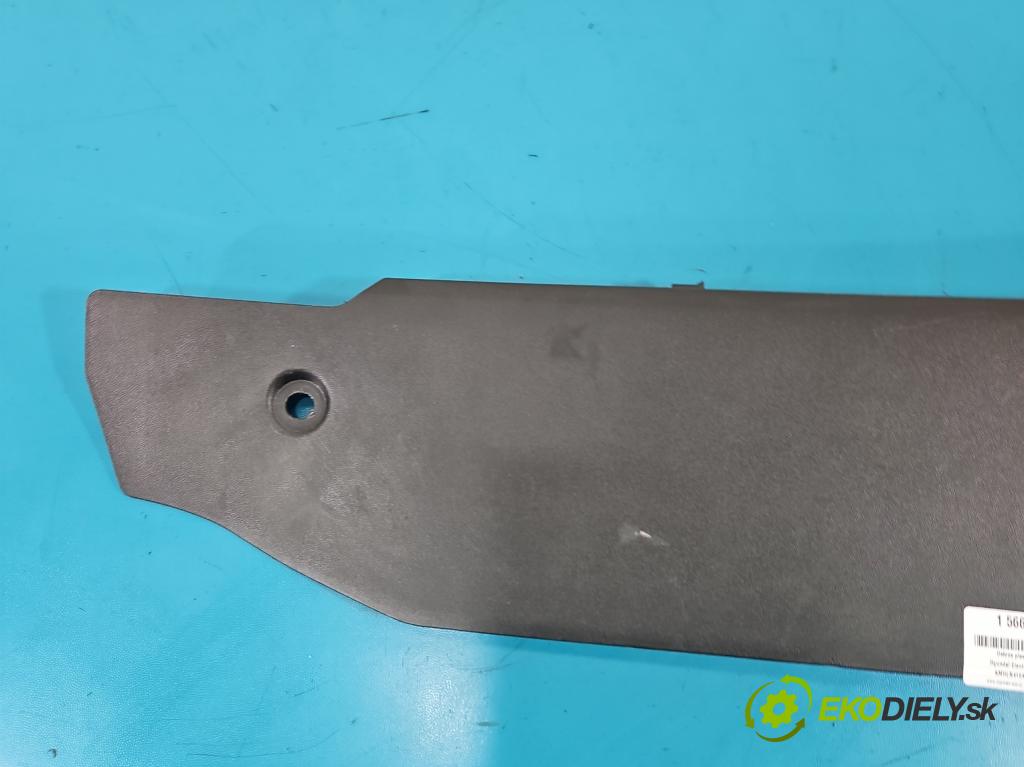 Hyundai Elantra VII 2020- 1.6 16V manual 90.2 kW 1598 cm3 4- kryt plast 84614-AA000