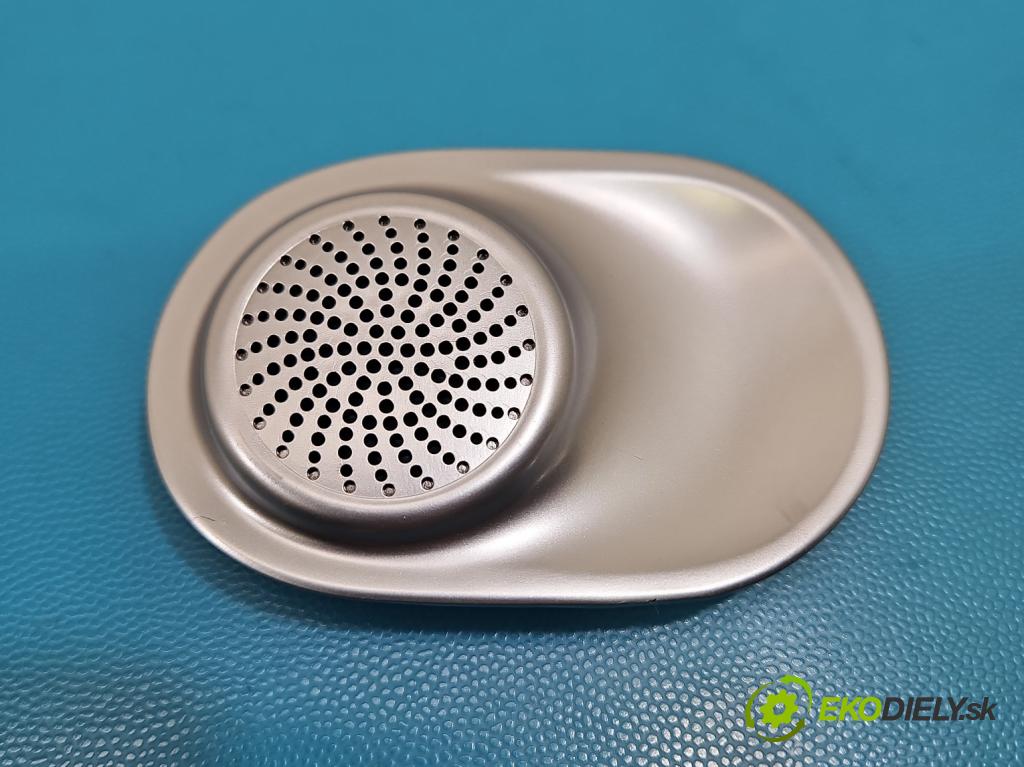 Hyundai Elantra VII 2020- 1.6 16V manual 90.2 kW 1598 cm3 4- kryt plast 82971-AA000