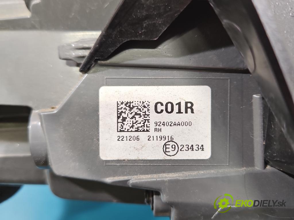 Hyundai Elantra VII 2020- 1.6 16V manual 90.2 kW 1598 cm3 4- svetlo / reflektor zadné pravé 92402AA000 (Kľučka dverí ostatné)