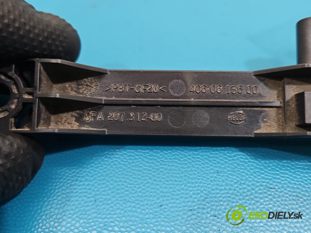 Mercedes A W177 2018- 2.0 T 306KM automatic 225 kW 1991 cm3 4- Antena A1779050500