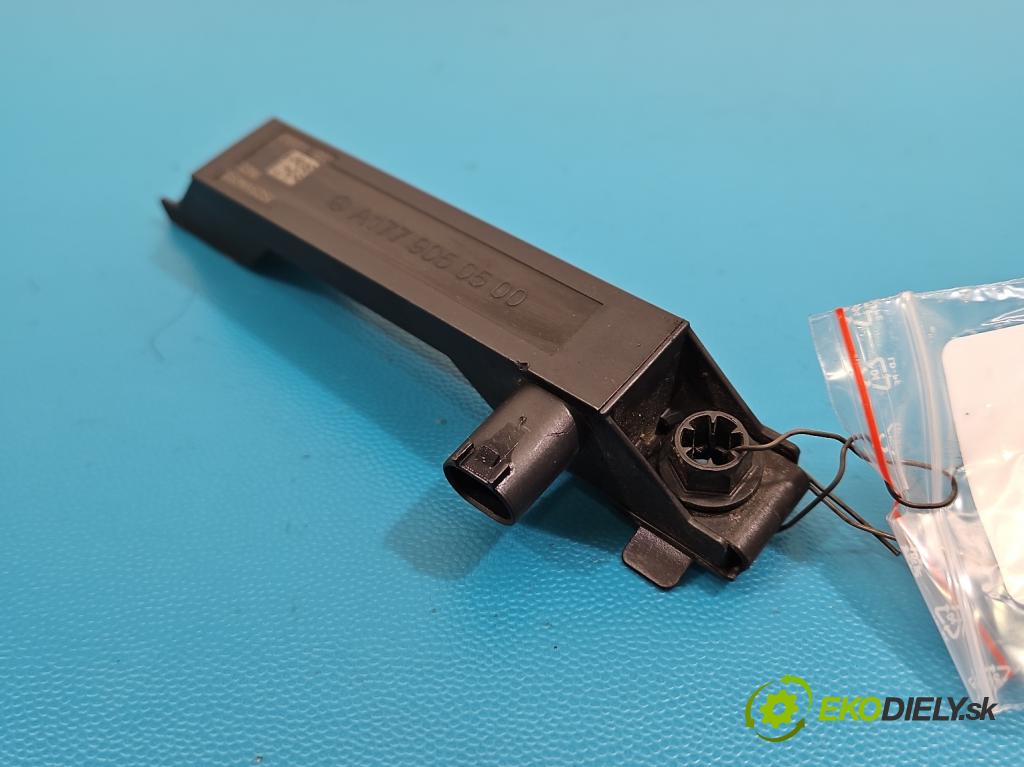 Mercedes A W177 2018- 2.0 T 306KM automatic 225 kW 1991 cm3 4- Antena A1779050500