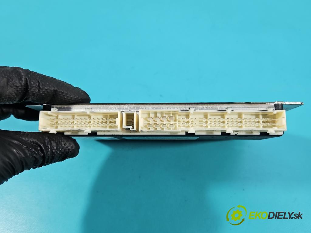 Mercedes A W177 2018- 2.0 T 306KM automatic 225 kW 1991 cm3 4- riadiaca jednotka ostatné A2479007312