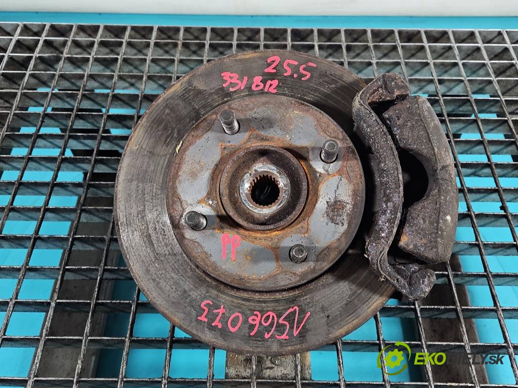 Mitsubishi Colt Z30 VI 2004-2012 1.3 16V 95 HP manual 70 kW 1332 cm3 5- náboj pravé  (Náboj kolesa)