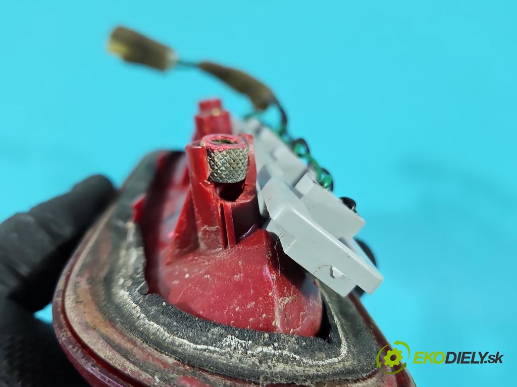 Hyundai H1 II 2007-2023 2.5 crdi 170 HP manual 125 kW 2497 cm3 5- světlo: stop: 92750-4H0