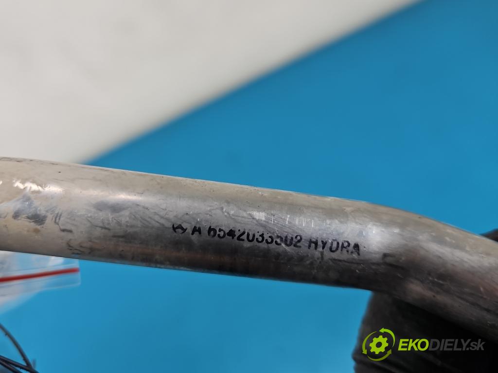 Mercedes E W213 2016-2023 2.0 CDI 194KM: automatic 143 kW 1950 cm3 4- rúrka systému chladenia A6542033502