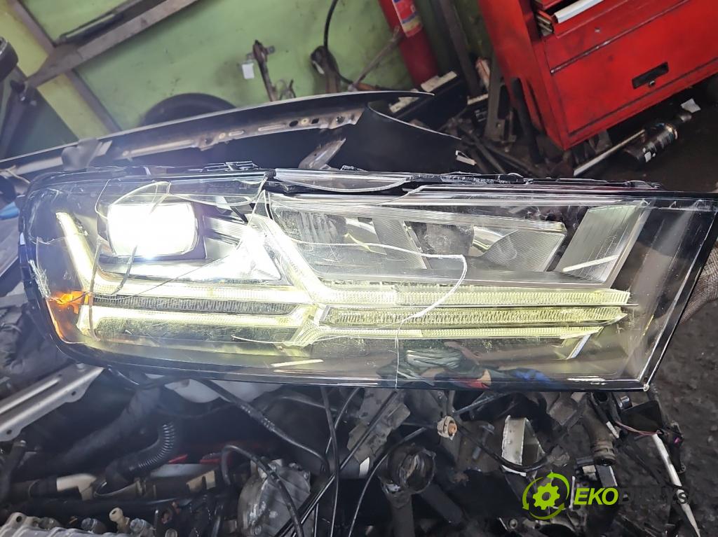Audi Q7 2015- 3.0 TFSI CRE: 333KM: automatic 245 kW 2995 cm3 5- Šošovka reflektor: pravej časti 7970250001
