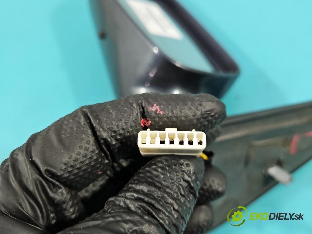 Fiat Albea 1.2 16V 80 hp manual 59 kW 1242 cm3 4- zpětné zrcátko levé  (Klika dveří ostatní)