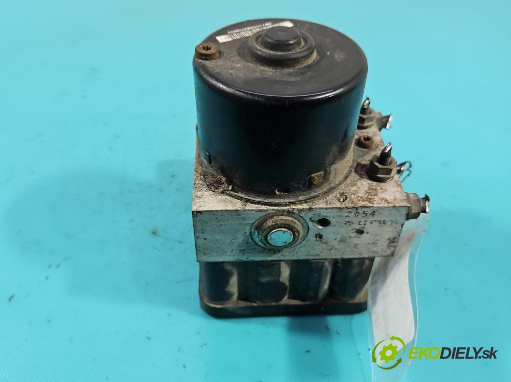 Vw Golf plus 1.9 tdi 105 HP manual 77 kW 1896 cm3 5- čerpadlo abs 1K0907379Q (Pumpa ABS)