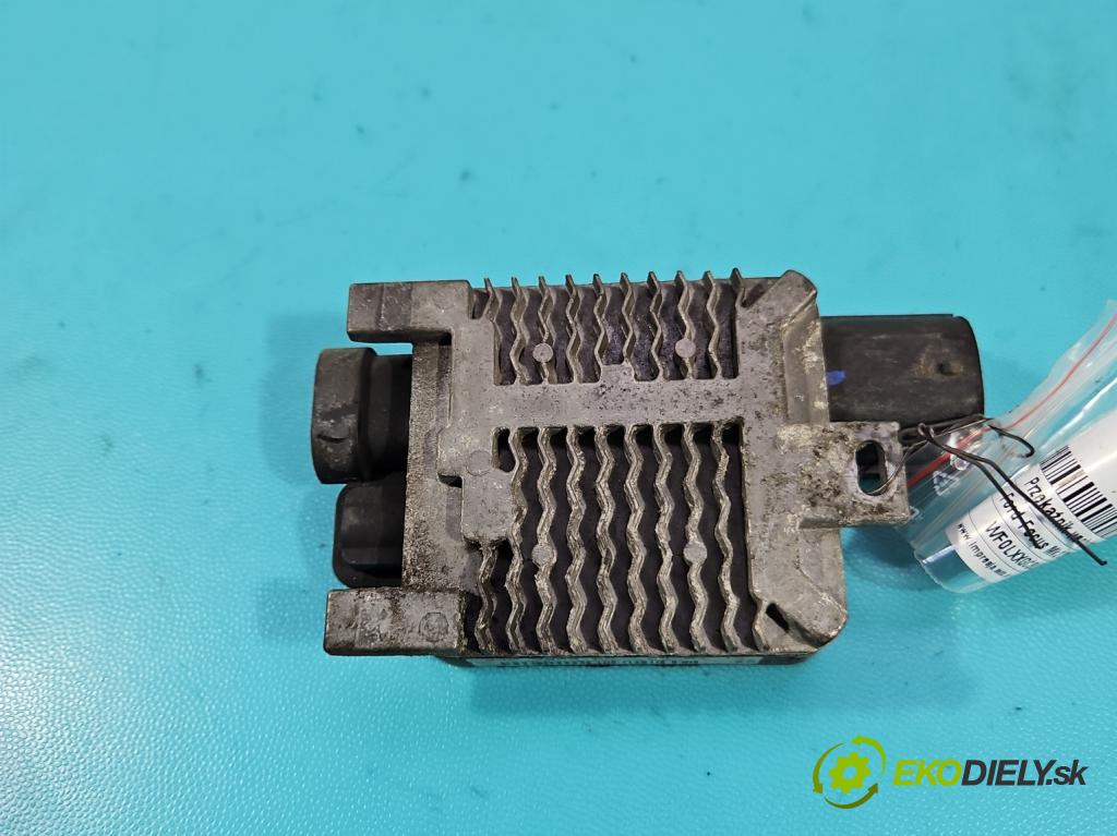 Ford Focus Mk3 2010-2018 1.6 tdci 105 HP manual 77 kW 1560 cm3 5- Relé: ventilátoru 940002906