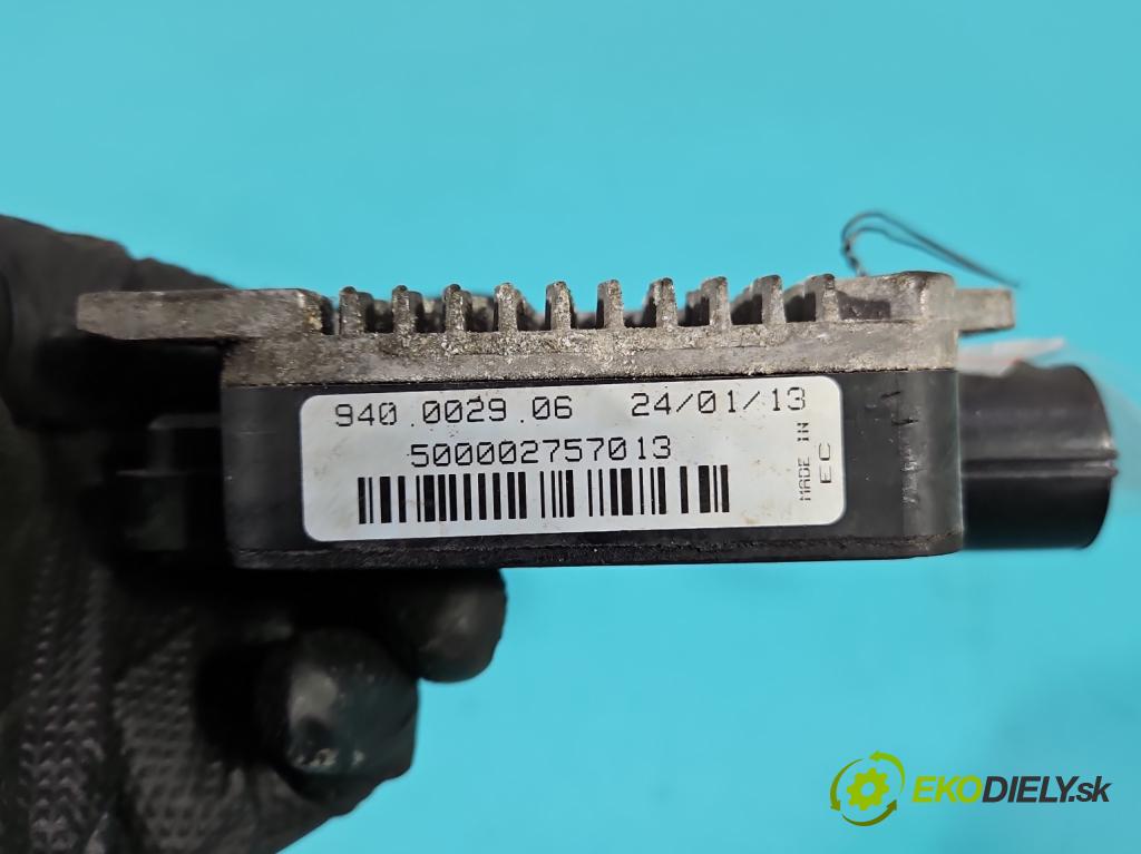 Ford Focus Mk3 2010-2018 1.6 tdci 105 HP manual 77 kW 1560 cm3 5- Relé: ventilátoru 940002906