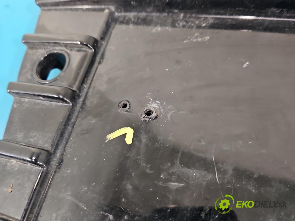 Ford Focus Mk3 2010-2018 1.6 tdci 105 HP manual 77 kW 1560 cm3 5- blenda mriežka: nárazník stredová BM51-17K945-F