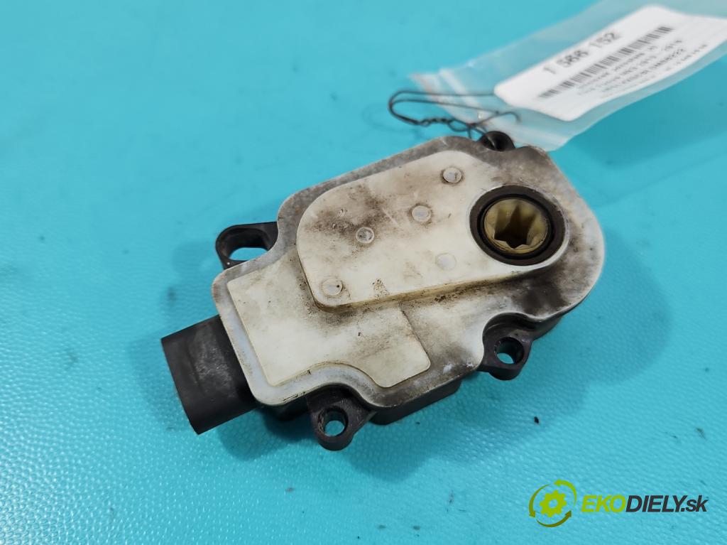 Ford Focus Mk3 2010-2018 1.6 tdci 105 HP manual 77 kW 1560 cm3 5- motor: ostatné A24071003112