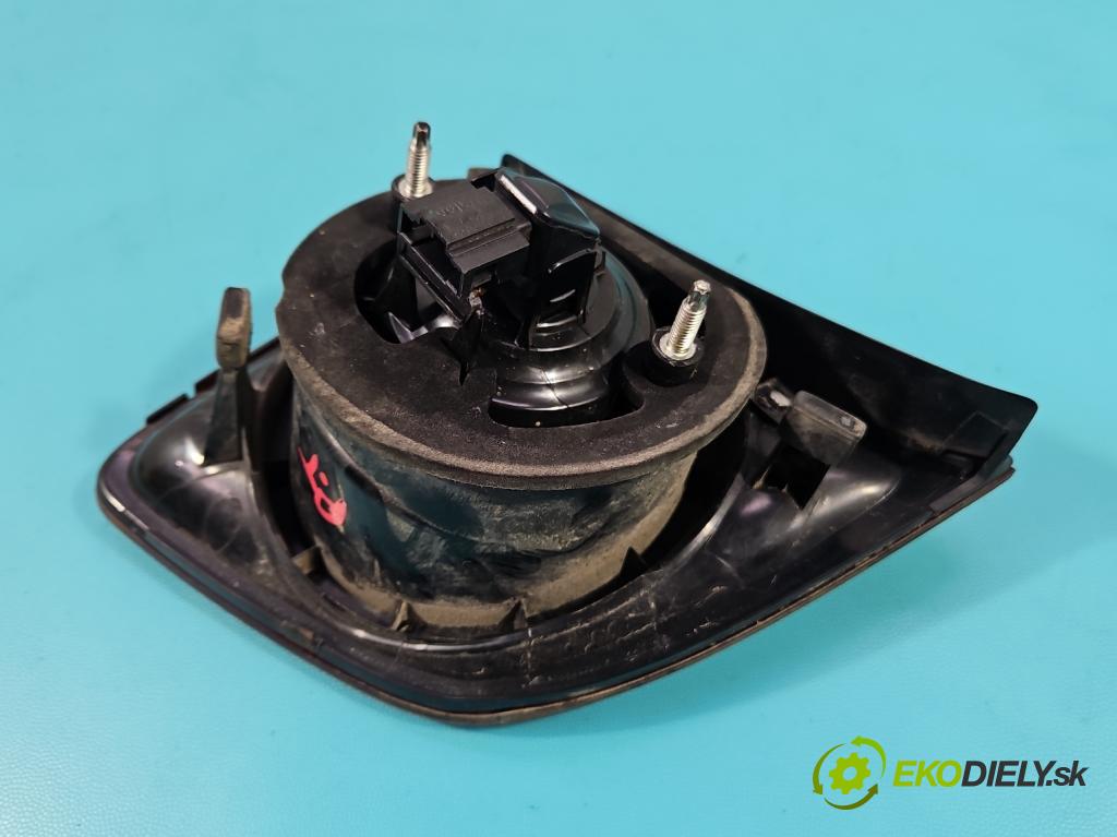 Vw Golf plus 1.9 tdi 105 hp manual 77 kW 1896 cm3 5- světlo zadní pravé 5M0945094J (Klika dveří ostatní)