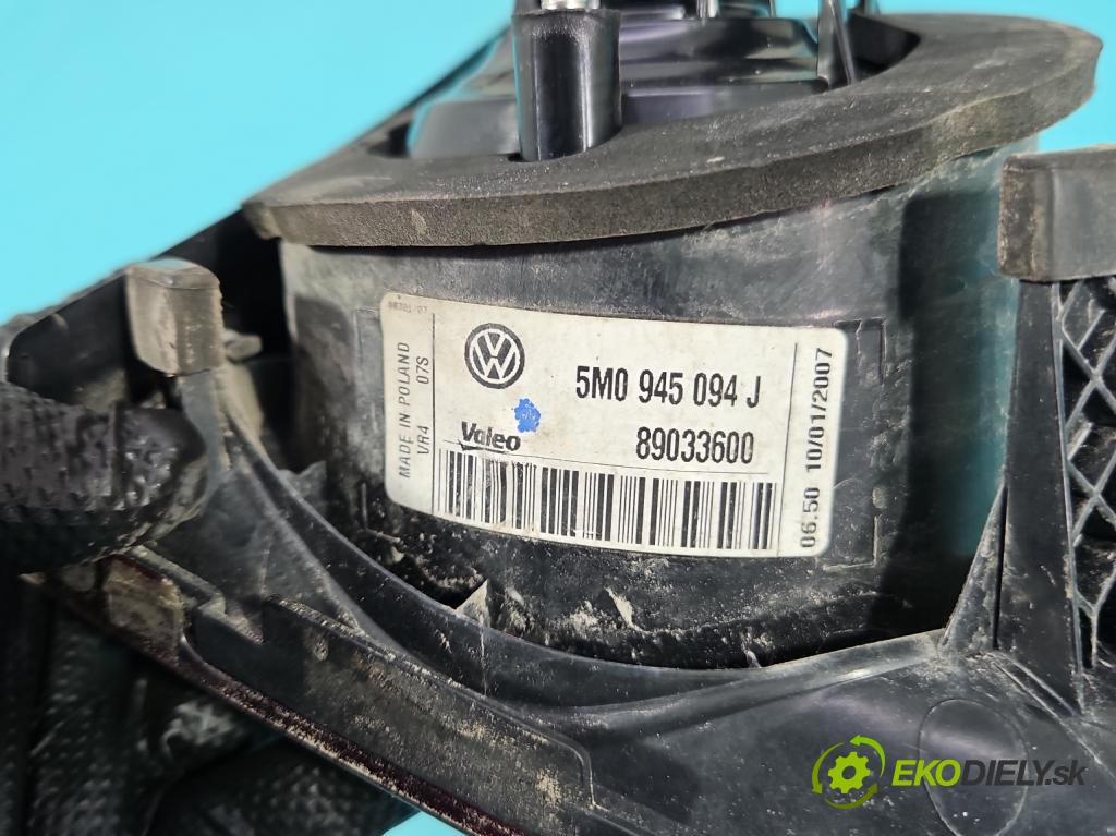 Vw Golf plus 1.9 tdi 105 hp manual 77 kW 1896 cm3 5- světlo zadní pravé 5M0945094J (Klika dveří ostatní)