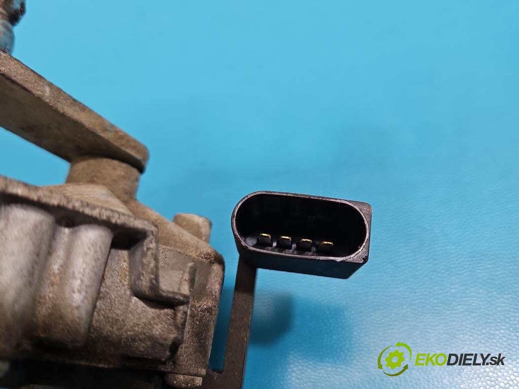 Mercedes B W245 2005-2011 2.0 cdi 140 HP automatic 103 kW 1992 cm3 5- motor stieračov predné 405127