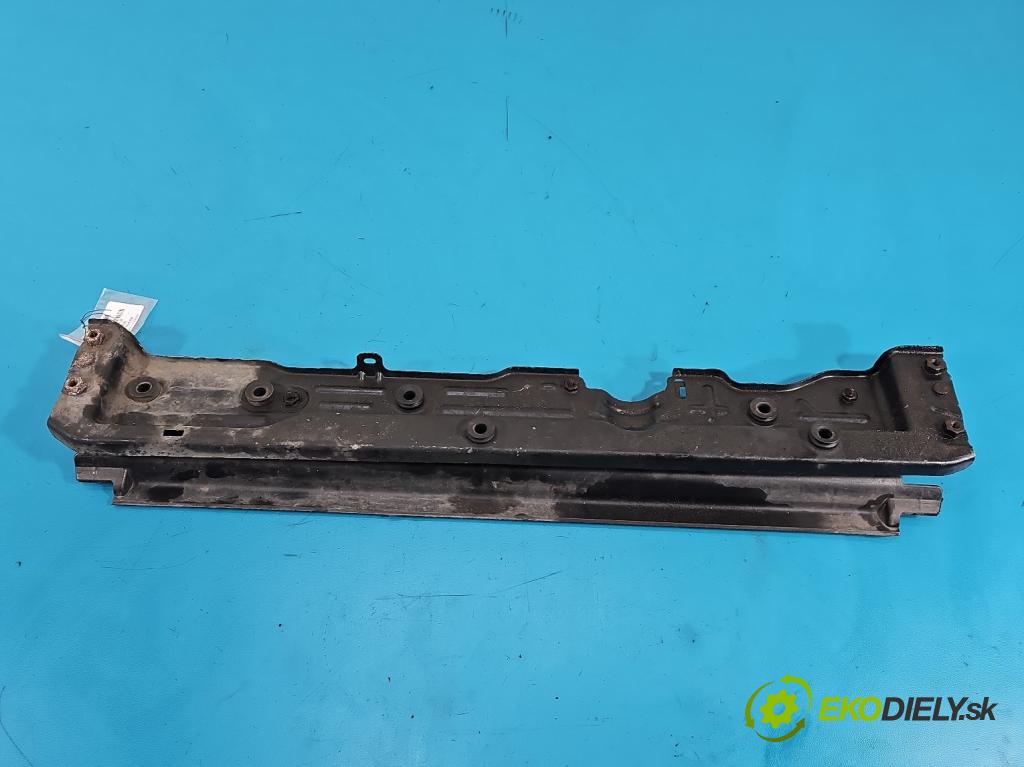 Peugeot 301 1.6 hdi 99 HP manual 73 kW 1560 cm3 4- pas predný  (Výstuha predná)