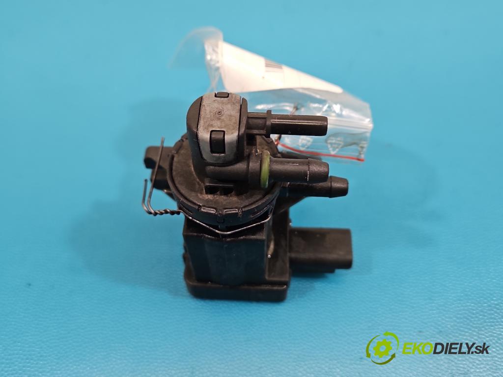 Peugeot 301 1.6 hdi 99 hp manual 73 kW 1560 cm3 4- ventil vakuum: 9811643880 (Ventil)