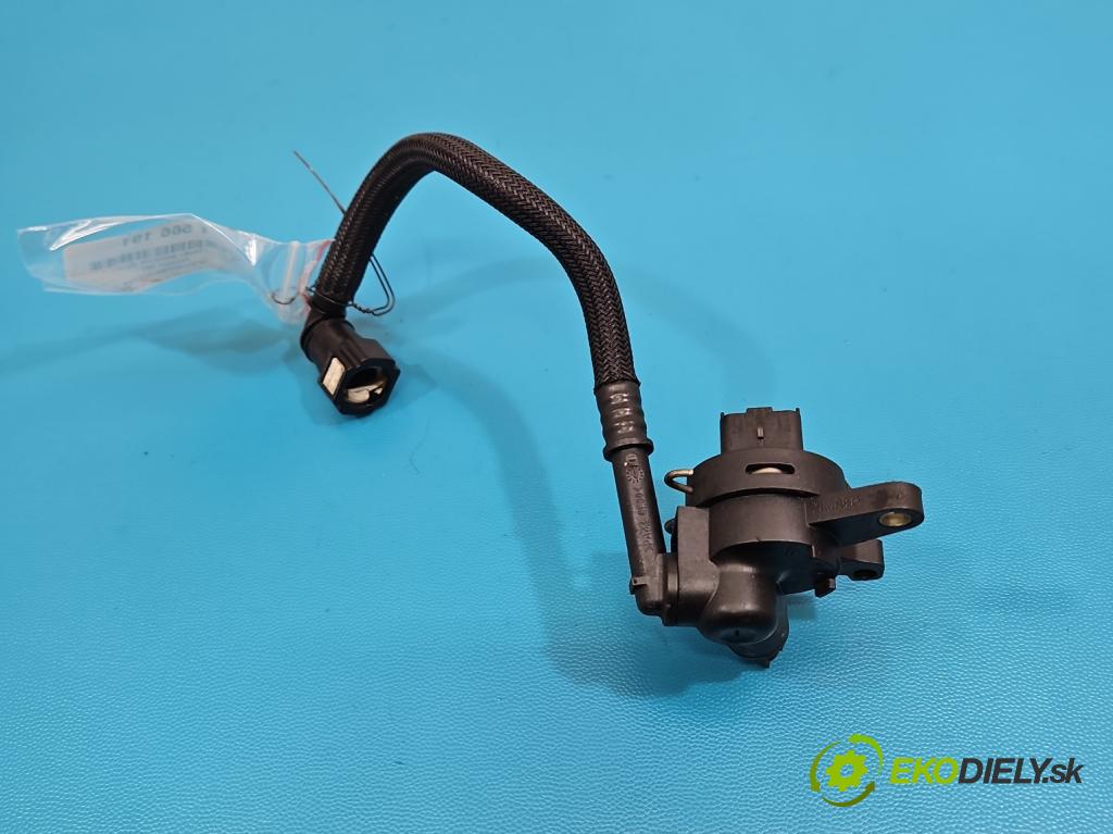 Peugeot 301 1.6 hdi 99 HP manual 73 kW 1560 cm3 4- snímač teploty: výfukové  (Snímač)