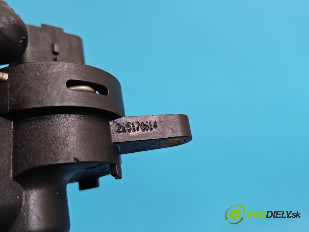 Peugeot 301 1.6 hdi 99 HP manual 73 kW 1560 cm3 4- snímač teploty: výfukové  (Snímač)