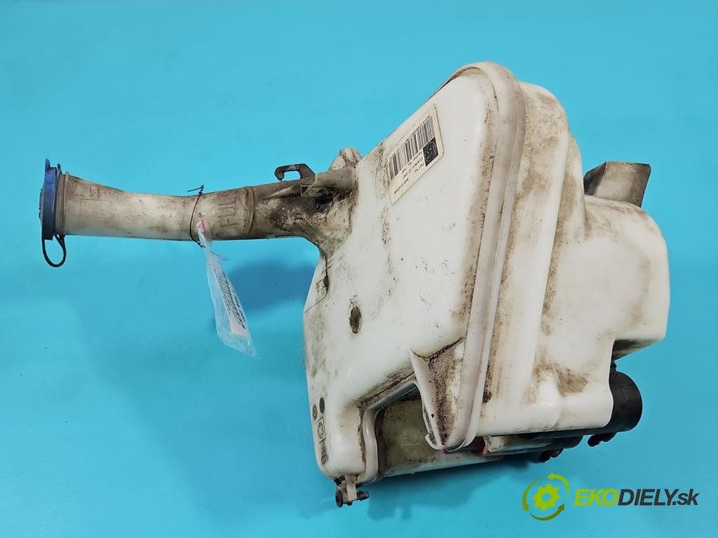 Toyota Yaris II 2005-2011 1.0 vvti 69KM manual 51 kW 998 cm3 3- nádržka tekutina: ostrekovačov 85310-0D060