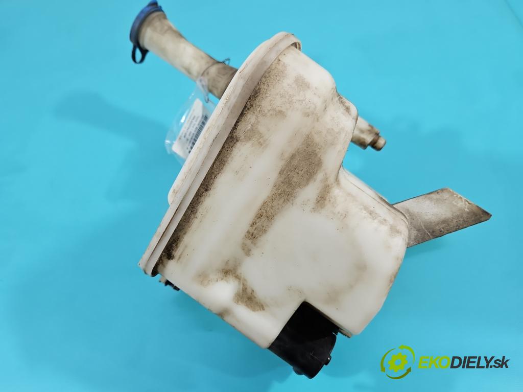 Toyota Yaris II 2005-2011 1.0 vvti 69KM manual 51 kW 998 cm3 3- nádržka tekutina: ostrekovačov 85310-0D060