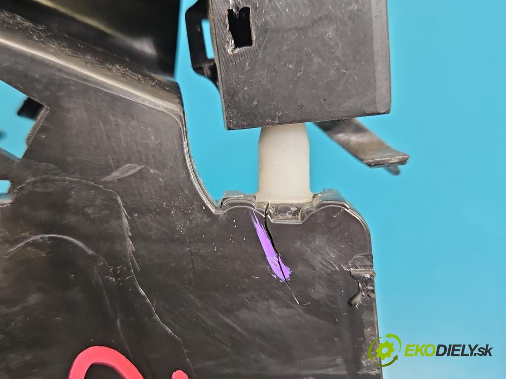 Mercedes B W245 2005-2011 2.0 cdi 140 hp automatic 103 kW 1992 cm3 5- zámek přední levý 1697202535