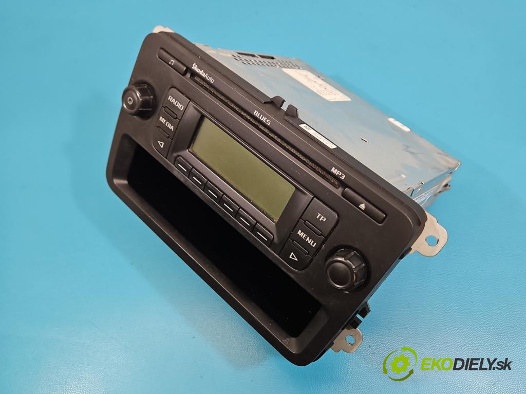 Skoda Roomster 1.4 16V 86 hp manual 63 kW 1390 cm3 5- Radio továrna: 5J0035152A